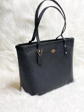 Load image into Gallery viewer, Coach mini tote
